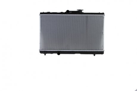 Радиатор TY COROLLA(92-)1.3 12V(+)[OE 16400-02100]/ NISSENS 64786A (фото 1)