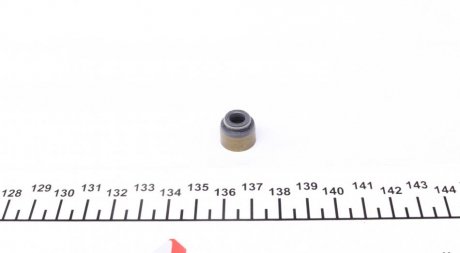 Уплотнительное кольцо, стержень клапана/ VICTOR REINZ 70-53957-00 (фото 1)