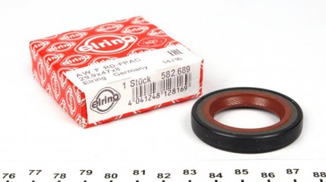 Уплотняющее кольцо, ступенчатая коробка передач/ ELRING 582.689 (фото 1)