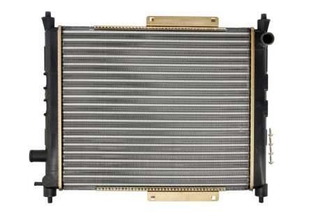 Радиатор MG ZR(01-)1.1 i(+)[OE EAP8121]/ NISSENS 642091 (фото 1)