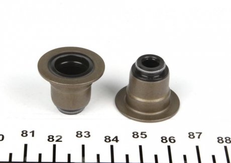 Уплотнительное кольцо, стержень клапана/ ELRING 027.740 (фото 1)