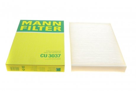 Фильтр, воздух во внутренном пространстве/ MANN CU3037 (фото 1)