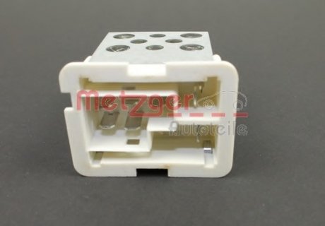 Резистор вентилятора печки, постоянный METZGER 0917048 (фото 1)