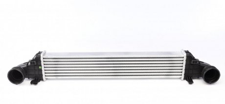 Радиатор наддува NRF 30509 (фото 1)
