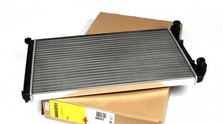 Радиатор охлаждения Fiat Doblo 01- NRF 53231 (фото 1)
