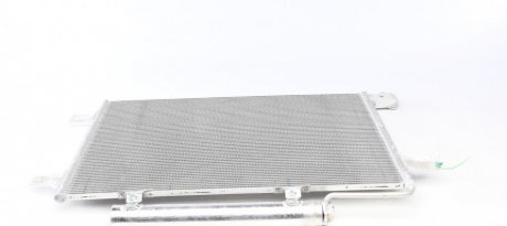 Радиатор кондиционера NRF 35758 (фото 1)