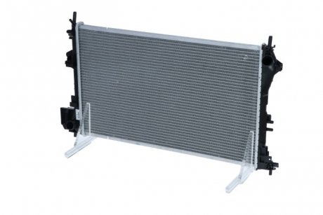 Радіатор системи охолодження двигуна NRF 58203