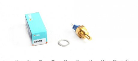 Датчик температуры охлаждающей жидкости MB OM602 93-03 (2 конт.) (синий) FAE 32580 (фото 1)