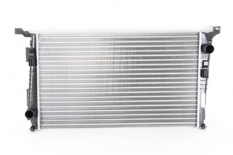 Радиатор охлаждения NISSENS 637614 (фото 1)