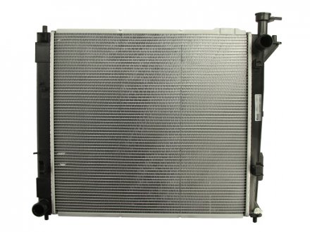 Радиатор охлаждения NISSENS 67518 (фото 1)