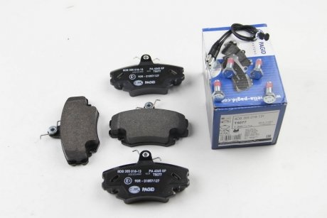 Комплект тормозных колодок, дисковый тормоз HELLA 8DB355018131