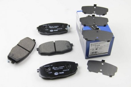Комплект тормозных колодок, дисковый тормоз HELLA 8DB355010611 (фото 1)