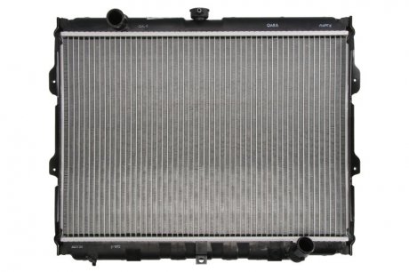 Радиатор, охлаждение двигателя NISSENS 67046 (фото 1)