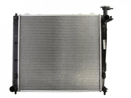 Радиатор, охлаждение двигателя NISSENS 66782 (фото 1)
