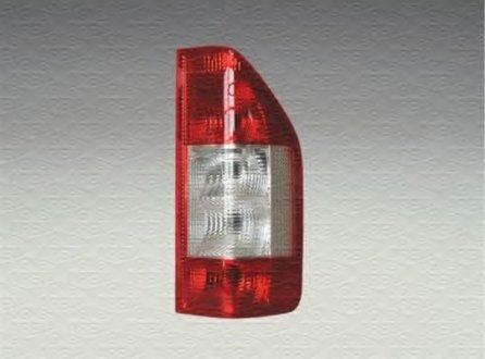 LAMPA TYLNA LEWY DB MAGNETI MARELLI LLD902