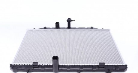 Радиатор, охлаждение двигателя NRF 53761 (фото 1)