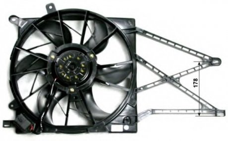 Вентилятор, охлаждение двигателя NRF 47582 (фото 1)