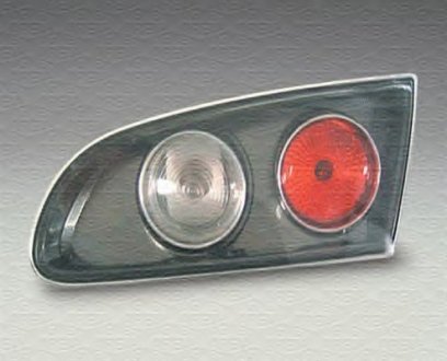 Задний фонарь правый внутрений SEAT IBIZA 04-08 MAGNETI MARELLI LLE571 (фото 1)