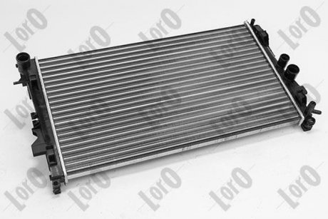 Радиатор охлаждения двигателя Vito/Viano W639 2.2CDI 03>08 (МКП) LORO DEPO 054-017-0004